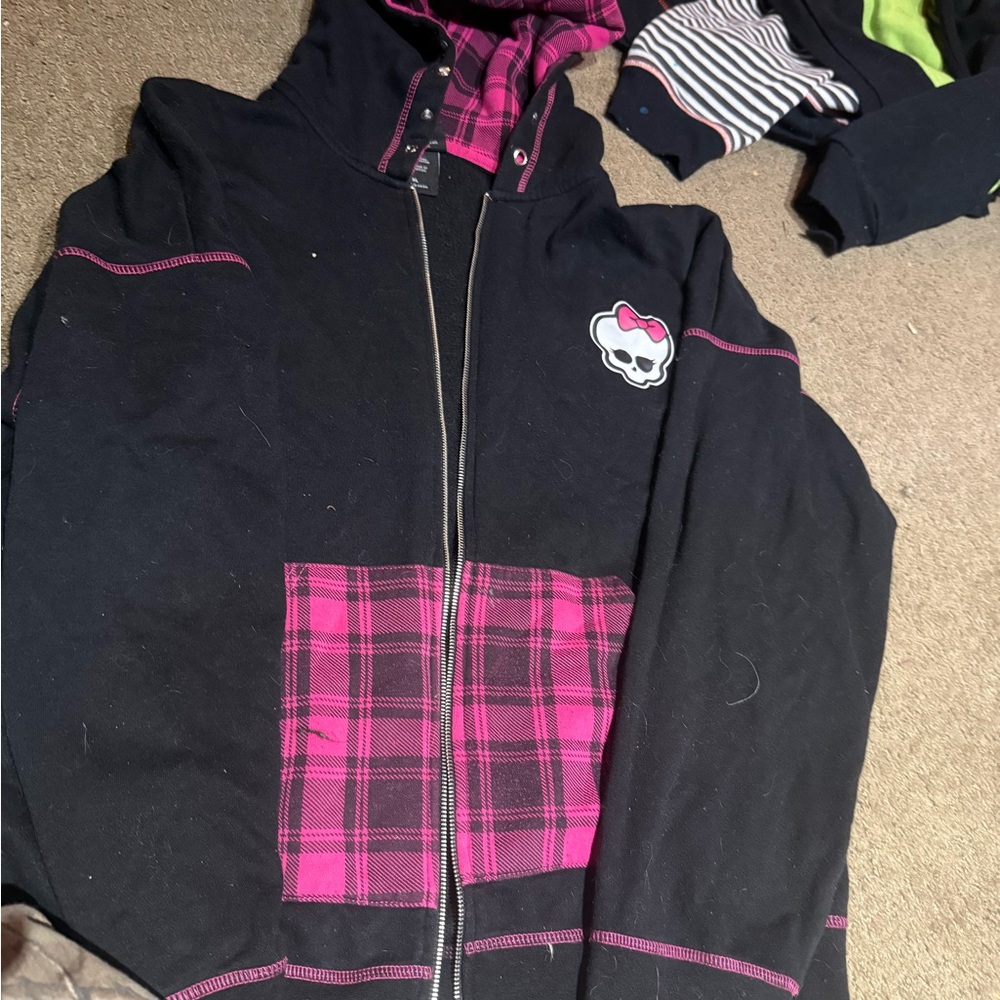 Monster high hot topic hoodie